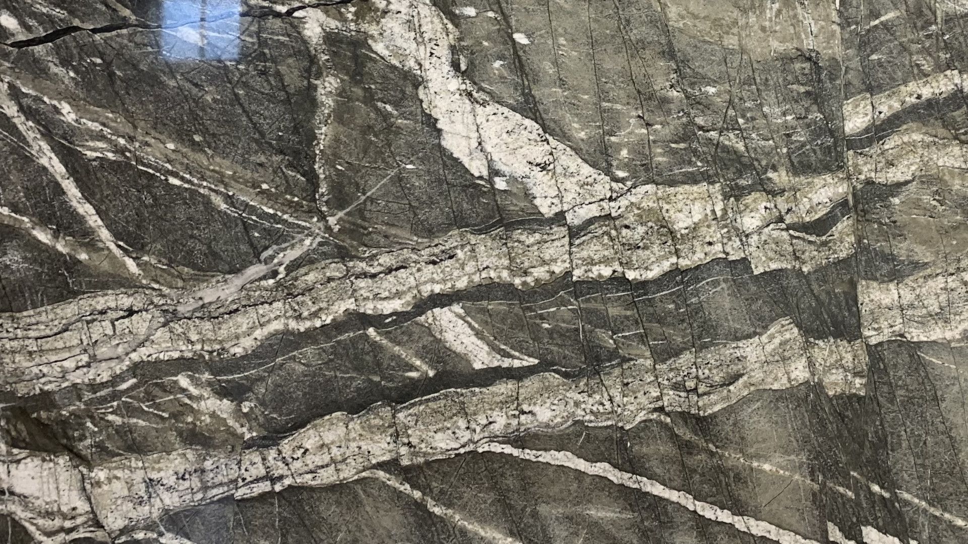 Affordable Quartz in Racine-WI at 20% Discount