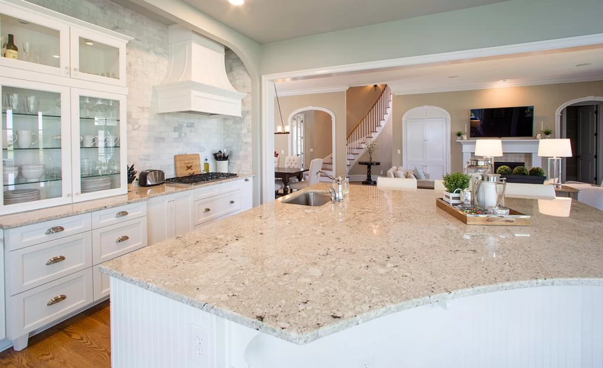 Colonial White