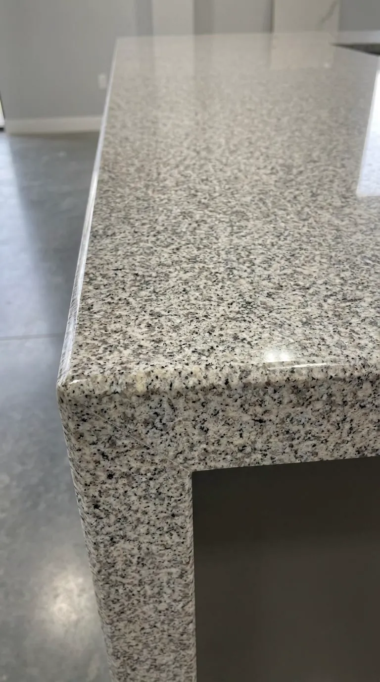 Fortaleza Polished granite slab — The surface up close - pattern, grain and finish | StoneX USA, West Allis WI