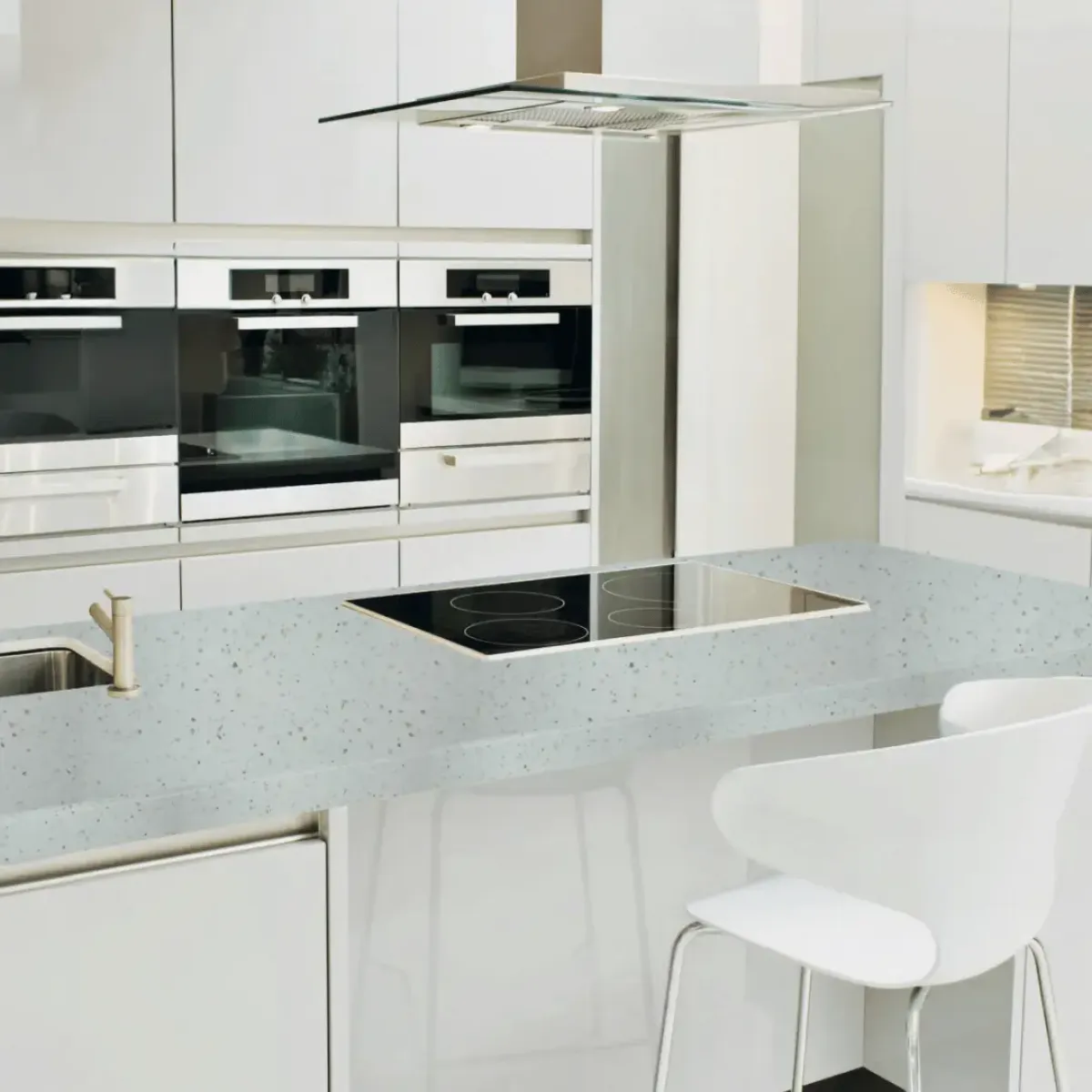 Iced White Sparkle Quartz Stone engineered quartz slab, veining detail, StoneX USA slab gallery near Milwaukee