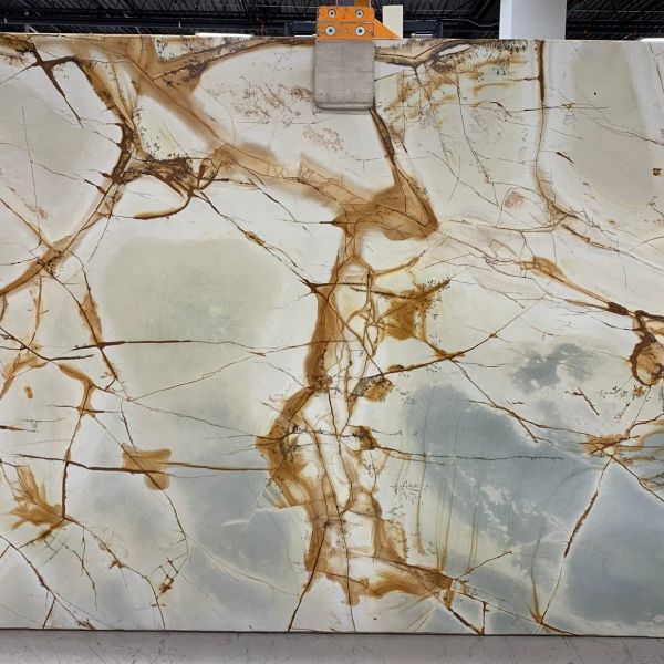 Bold Design Choices for Distinctive Living Spaces